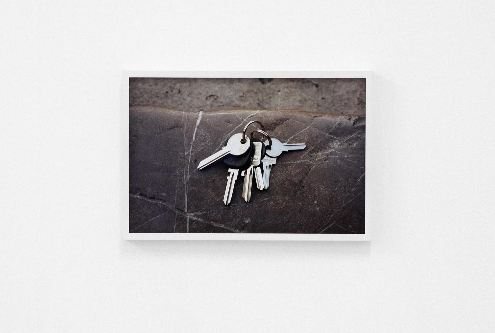 The Artists Keys left somewhere in Montpellier / photograph, collaboration with Martijn in’ t Veld / 2015